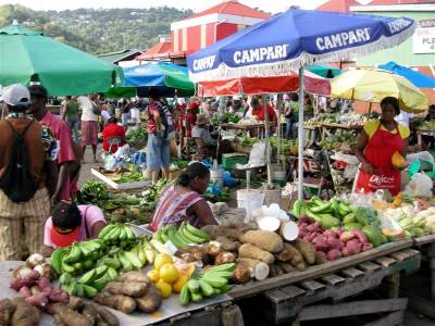 b2ap3_thumbnail_Castries-Saturday-Market-2.jpg