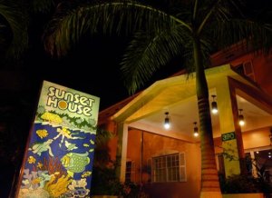 Sunset House - Grand Cayman's hotel for Divers by Divers.....!!!